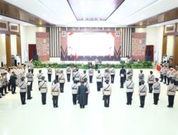 Suasana Haru dan Khidmat Warnai Sertijab Pejabat Utama Polda Sulsel