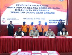 Polda Riau Tangkap Empat Debt Collector Yang Terlibat Pengrusakan dan