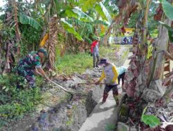 Plt Danramil 1420-04/Watang Pulu Pimpin Karya Bakti di Saluran Irigasi Maccorawalie