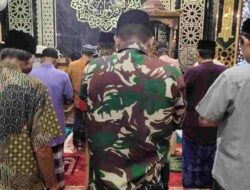 Babinsa Jajaran Kodim 1420/Sidrap Jadikan Safari Subuh Sebagai Ajang Silaturrahmi Dengan Masyarakat