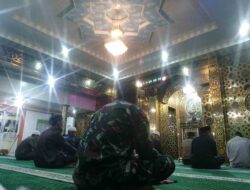 Babinsa Kodim 1420/Sidrap Gelar Safari Subuh dan Komsos, Eratkan Kedekatan dengan Masyarakat