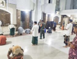 Jalin Kedekatan dengan Warga, Babinsa Kodim 1420/Sidrap Gelar Safari Subuh dan Komsos Serentak