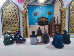 TINGKATKAN KEIMANAN BABINSA KORAMIL JAJARAN KODIM 1420/SIDRAP MENGAWAK WARGA SHOLAT SUBUH BERJAMAH
