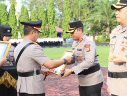 Kapolda Sulsel Anugerahkan Penghargaan untuk Kapolres dan Personel Polres Sidrap atas Prestasi Gemilang