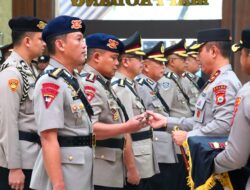 Kapolda Sulsel Pimpin Upacara Sertijab dan Pelantikan Pejabat Utama serta Kapolres Jajaran Polda Sulsel*