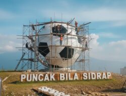 Puncak Bila Sidrap Hadirkan Bola Raksasa Ikon Baru yang Bikin Pangling