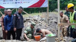 KODIM 1420/SIDRAP DUKUNG PENGUATAN EKONOMI DESA, PELETAKAN BATU PERTAMA KOPERASI MERAH PUTIH