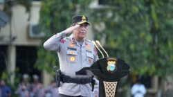 Hadirkan Pelayanan Terbaik Operasi Ketupat 2026, Kapolda Sulsel Berikan Penghargaan Kapolres Sidrap