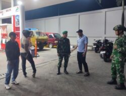 Jaga Kamtibmas, Babinsa Koramil 1420-03/Maritengngae Gelar Patroli Siskamling Bersama Komponen Masyarakat